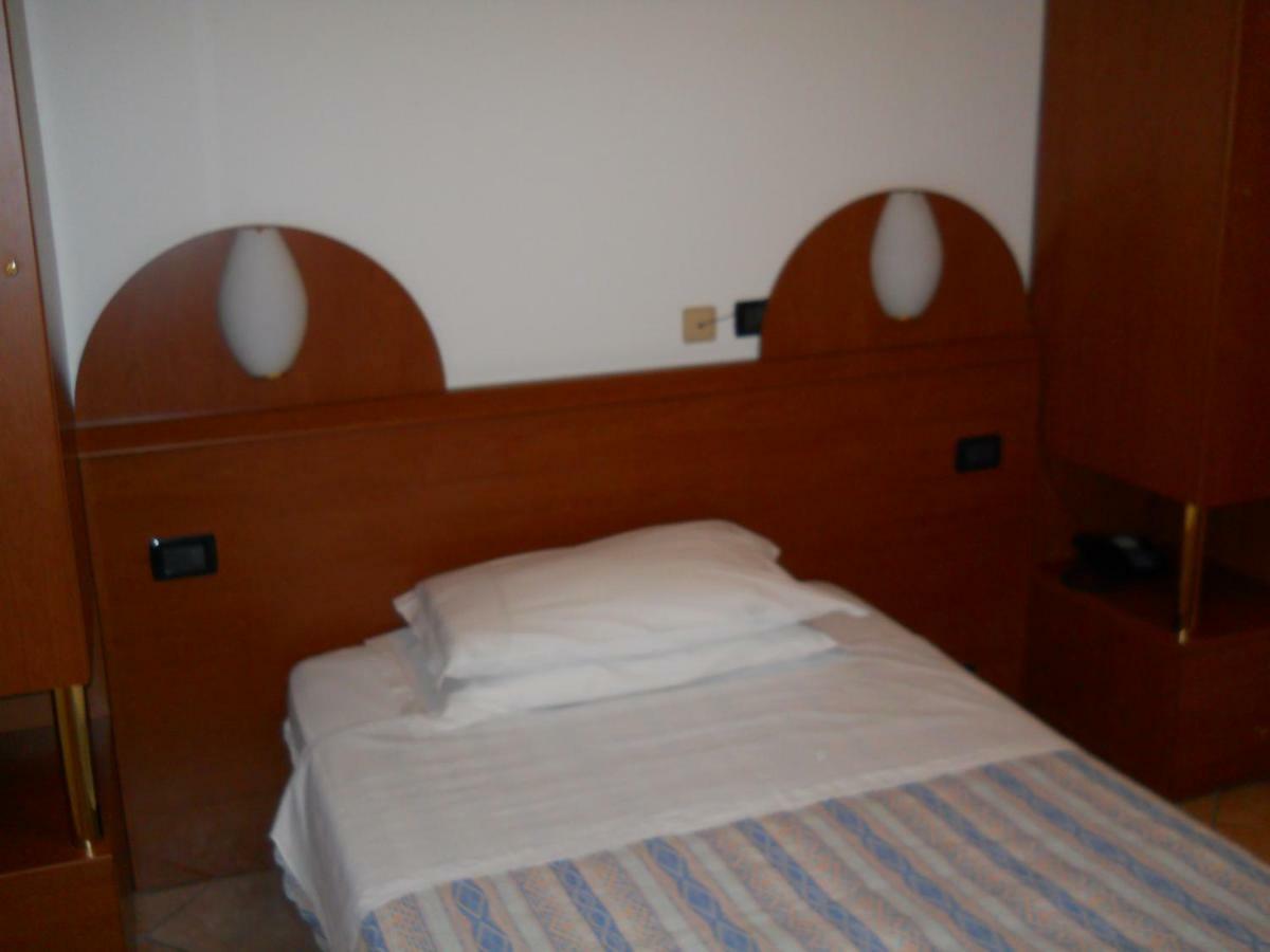 "Villa Bruna" Legnago Luaran gambar